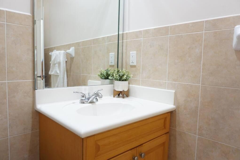 New Luxury Vacation Dream Rental- Sleeps 15! Miami Zewnętrze zdjęcie