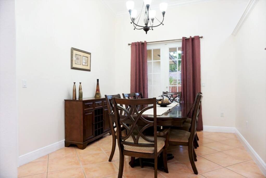 New Luxury Vacation Dream Rental- Sleeps 15! Miami Zewnętrze zdjęcie