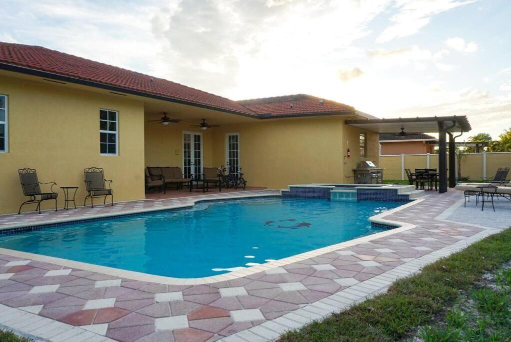 New Luxury Vacation Dream Rental- Sleeps 15! Miami Zewnętrze zdjęcie